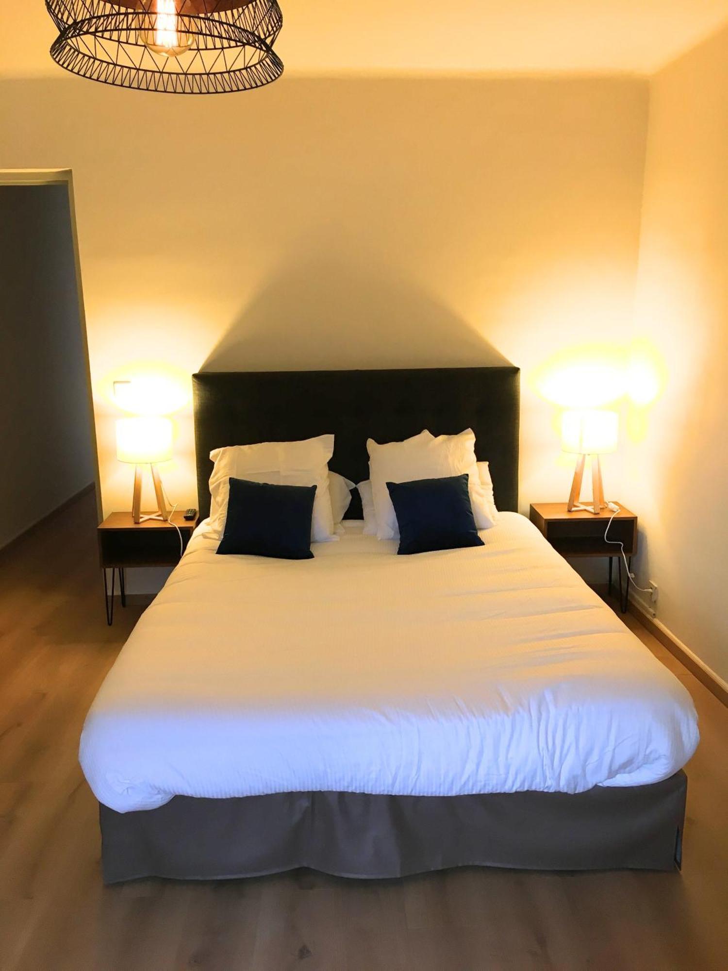 Les Residences Du Port Appartements Meubles Porto  Εξωτερικό φωτογραφία